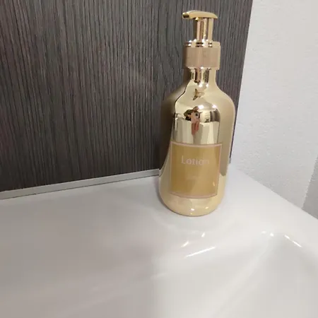 Escal'home , Design Au Pied De L'aeroport,parkings Lägenhet