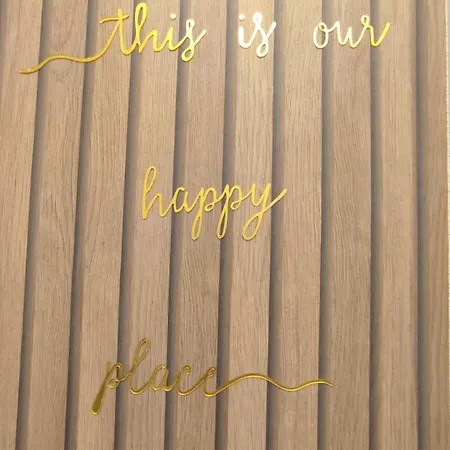 Escal'home , Design Au Pied De L'aeroport,parkings