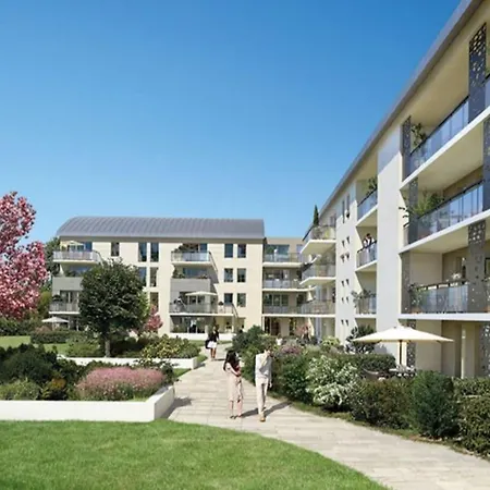 Escal'home , Design Au Pied De L'aeroport,parkings